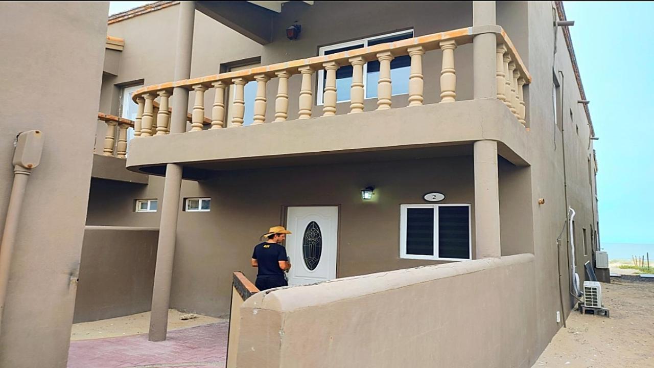 The Suites At Rocky Point 2 Exterior photo
